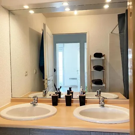 Apartment - Piscine Et Parking Prive *