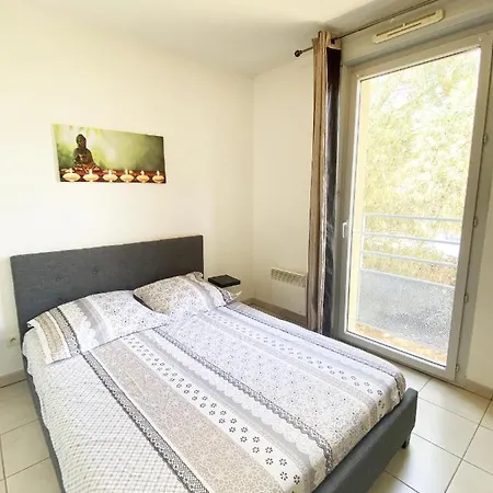 Apartment - Piscine Et Parking Prive